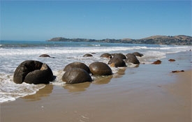 Moeraki Boulders